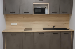 Aménagement d’un coin repas d’entreprise à Châteauroux – Espace détente moderne